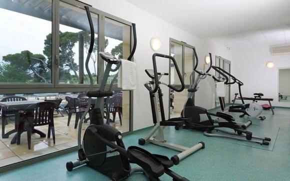 Appartement Cosy Avec Climatisation Reversible Golf De Saumane Bagian luar foto